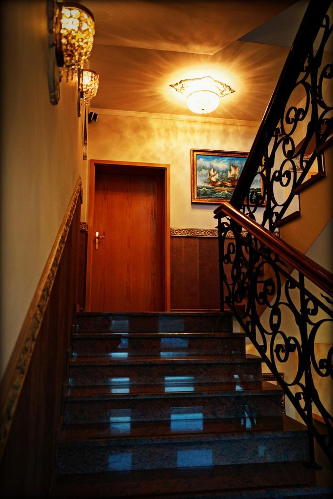 Hotel Zaodrze 오폴레 외부 사진